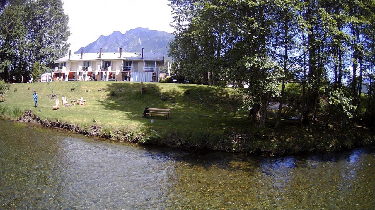 Moon River Suites #5 North Bend Kültér fotó